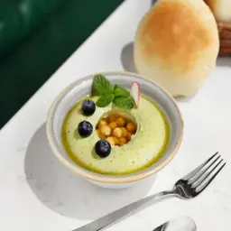 Pesto Hummus